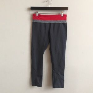 Lululemon Run Inspire Crop - Charcoal/Red - 6